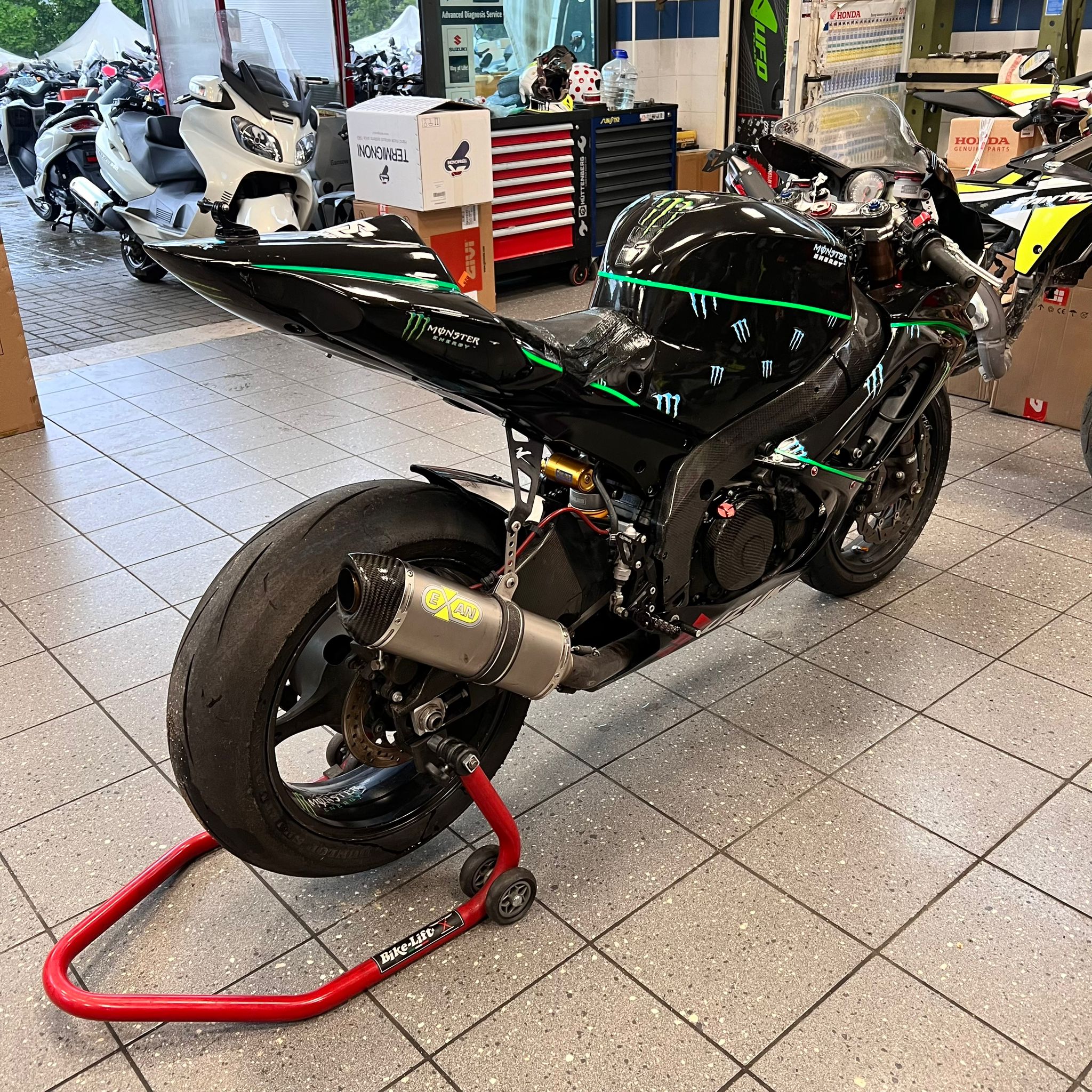 SUZUKI GSXR1000