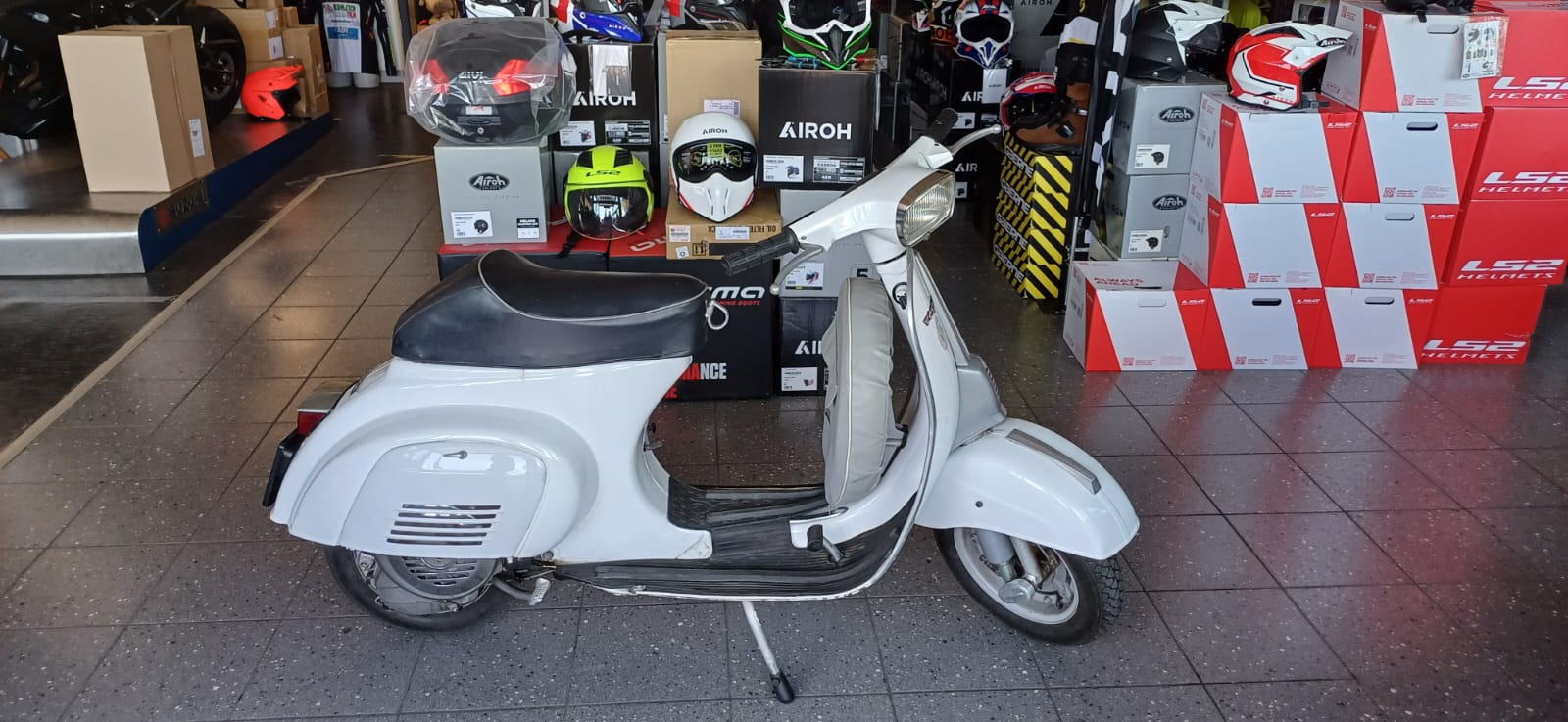 PIAGGIO VESPA SPECIAL